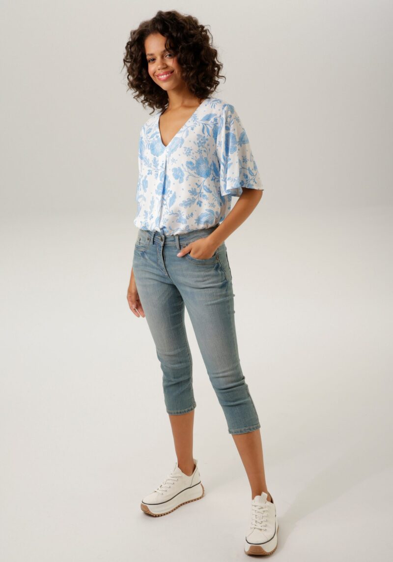 Slip-on Blouse with large-scale floral print - Image 4