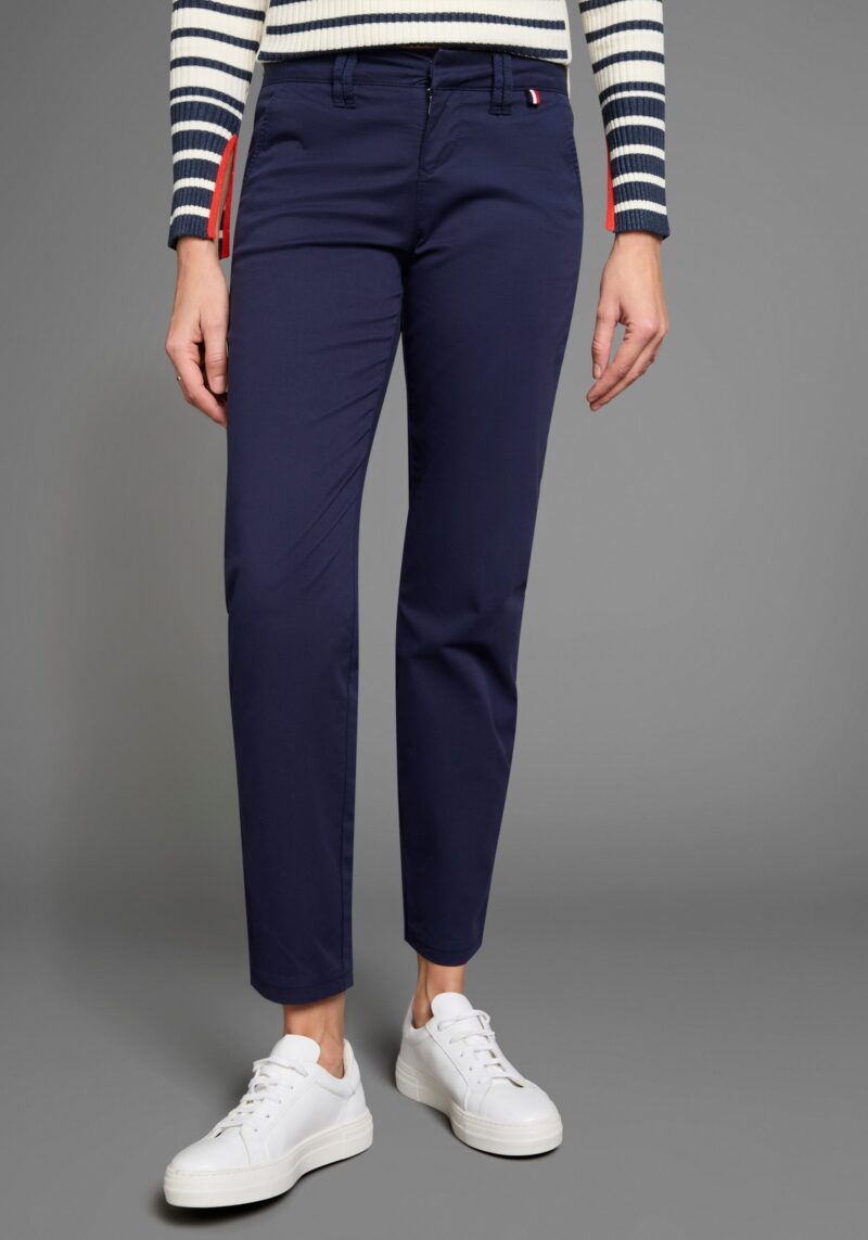 Chino Pants in a straight cut