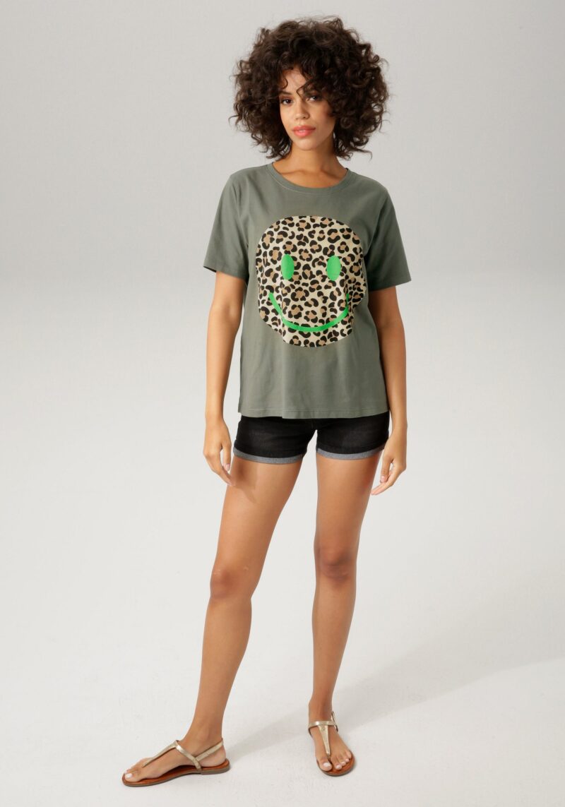 T-shirt with smiley front print in animal look - Image 4
