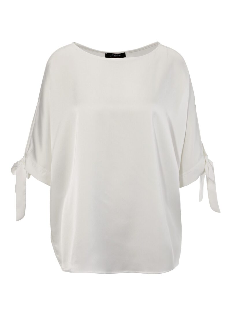 Slip-on Blouse with sophisticated cut-outs on the 3/4-length sleeves - Image 5