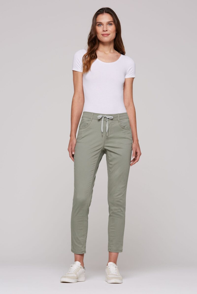 Comfort-fit jeans with normal rise - Image 3