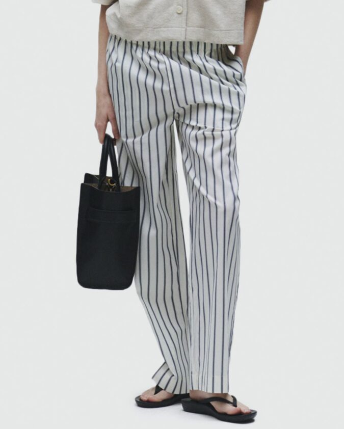 Lounge Pants Mix & Match Poplin with a wide, elastic waistband and straight leg