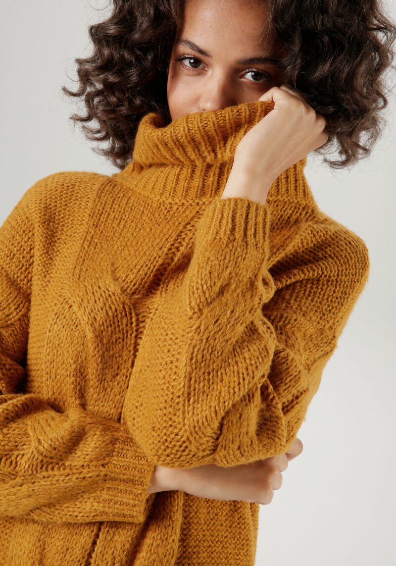 Knitted Dress with extravagant cable pattern - Image 3