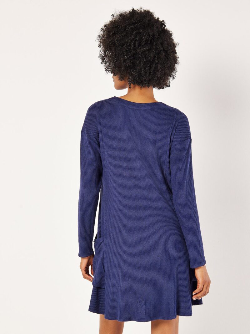 Knitted Dress Swing dress with patch pockets - Image 3