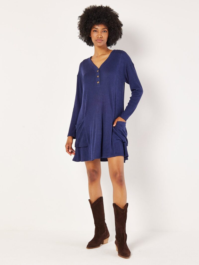 Knitted Dress Swing dress with patch pockets - Image 4