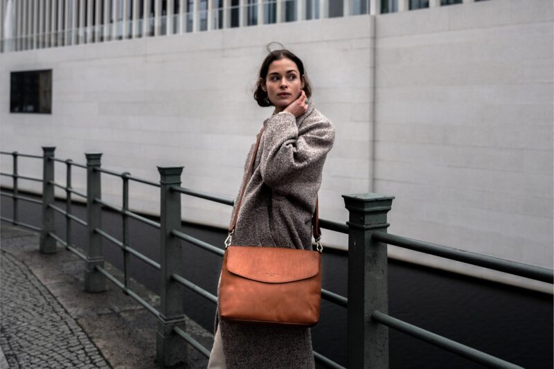 Shoulder bag No. 1-3 HOLZRICHTER Berlin (1-piece) - Image 4