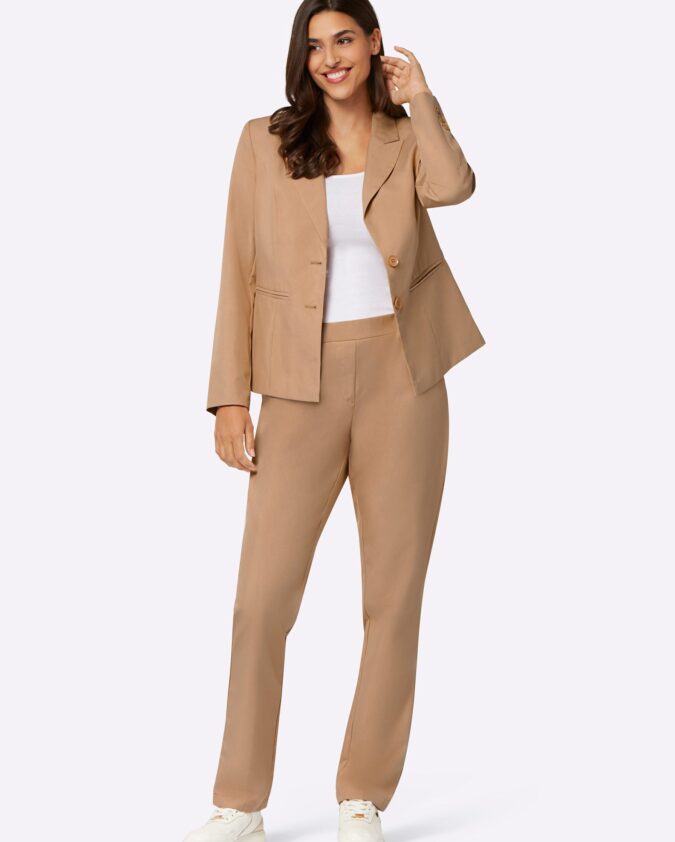 Look! Pantsuit Pantsuit